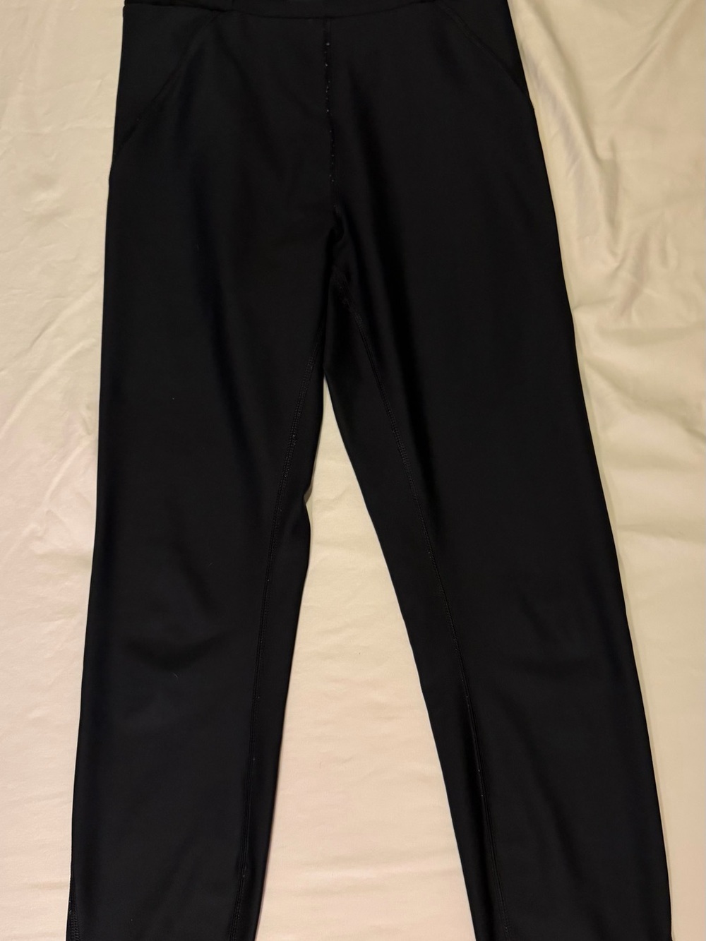 ALO Yoga Black Ruched-Strap Sports Bra (M) and High-Rise Leggings(S) - Picture 5 of 7